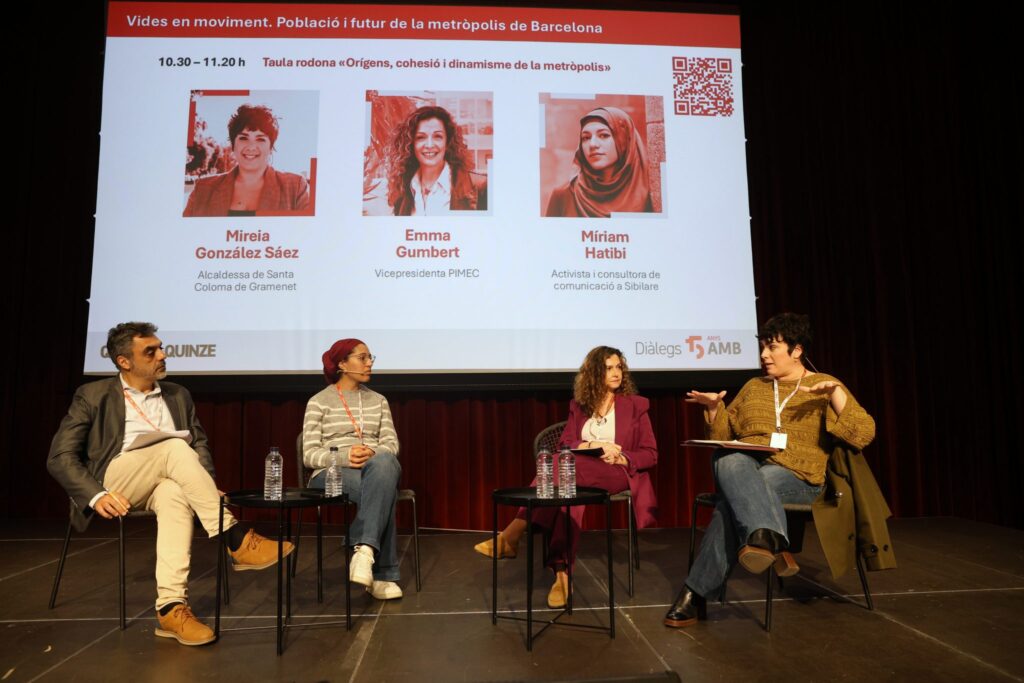 crònicaL’AMB celebra 15 anys alertant de l’impacte de l’envelliment i la immigració en els serveis públics Una de les taules de debat sobre l'evolució a l'AMB foto: AMB