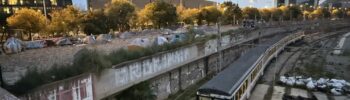 L'Estat té deutes pendents amb Catalunya, però utilitzar Madrid com a cortina de fum ja no sosté el relat. La incompetència planificadora, el desig de fer obres per sortir a la foto en lloc d'infraestructures útils que generin viatgers i descarbonitzin la mobilitat de Catalunya, i la febre de soterrar han estat dissenyats des de despatxos catalans. No cal esperar un tren que nosaltres mateixos estem fent descarrilar